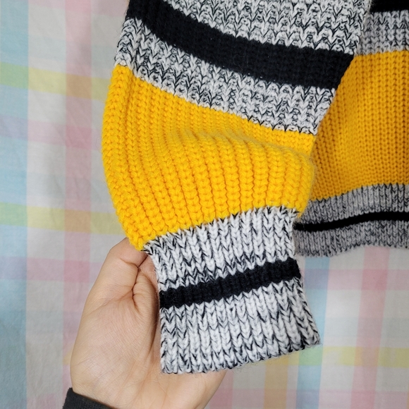 Vintage chunky knit Boston Bruins style deep v neck grandpa sweater jumper - Picture 5 of 8